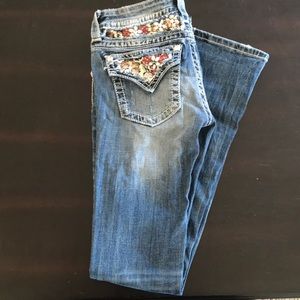 Light wash miss me jeans bootcut